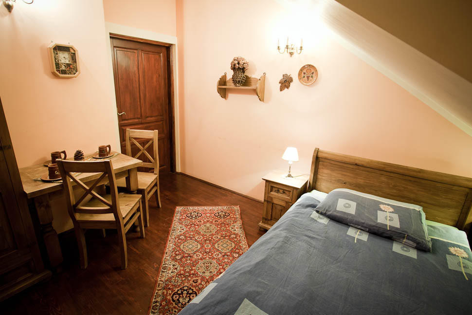 Dwór na Wichrowym Wzgórzu Przybysławice Quarto foto