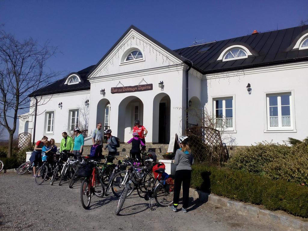 Dwór na Wichrowym Wzgórzu Przybysławice Exterior foto
