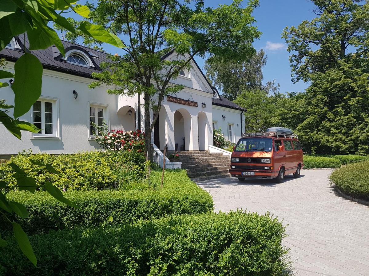 Dwór na Wichrowym Wzgórzu Przybysławice Exterior foto